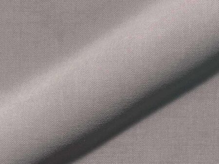 Polsterstoff Princess auf dem Bild ist zu sehen mit feiner Oberfläche und ruhiger Optik für elegante Polster in Wohnräumen.