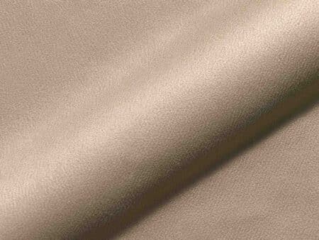 Polsterstoff Utori 1213 mit sanfter Lederoptik und glatter Haptik, pflegeleicht und robust für moderne Sitzmöbel.