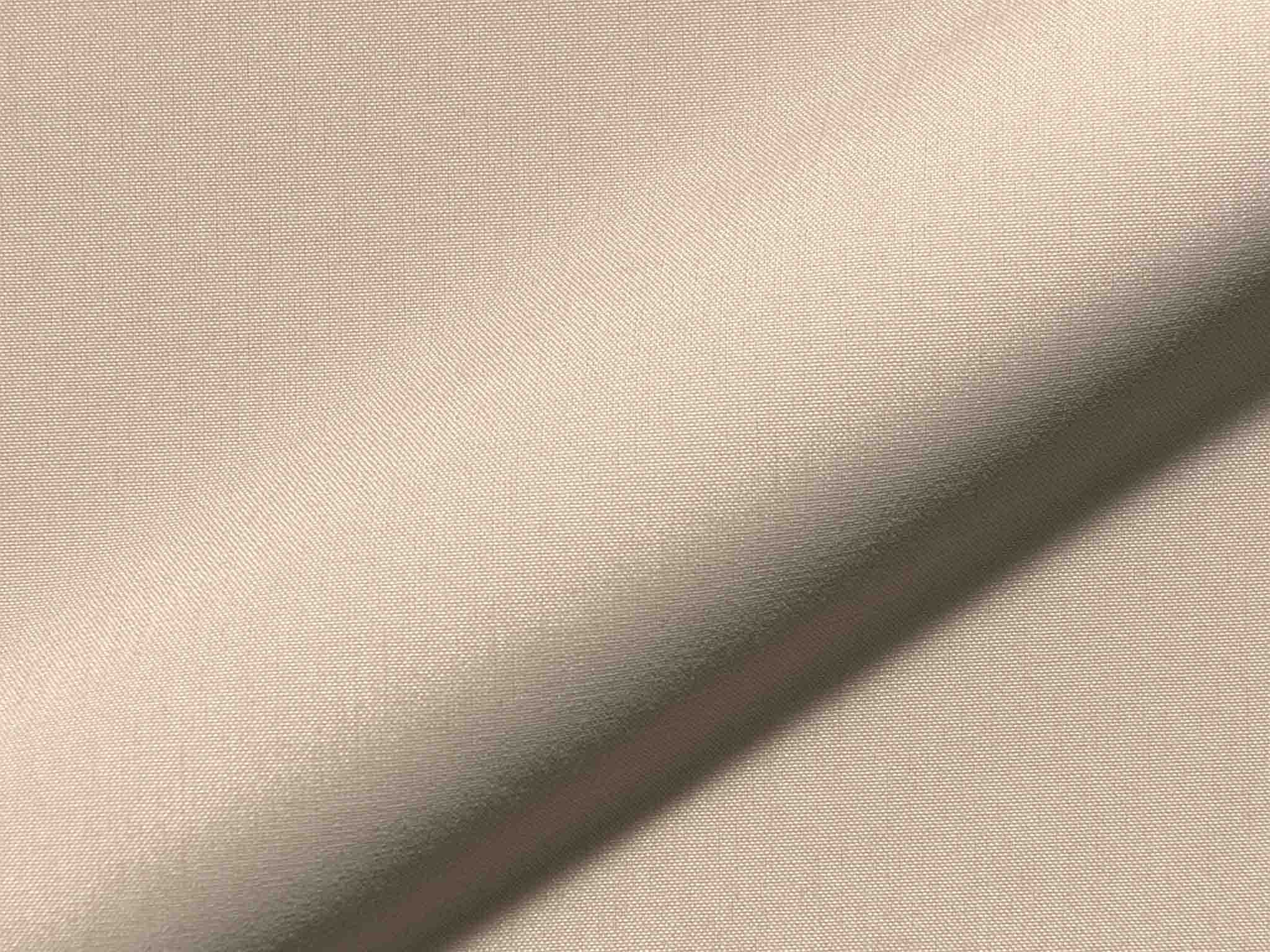 Polsterstoff Salerno 174 hat eine dezente Oberfläche mit matter Optik, robust und pflegeleicht und weich im Griff.