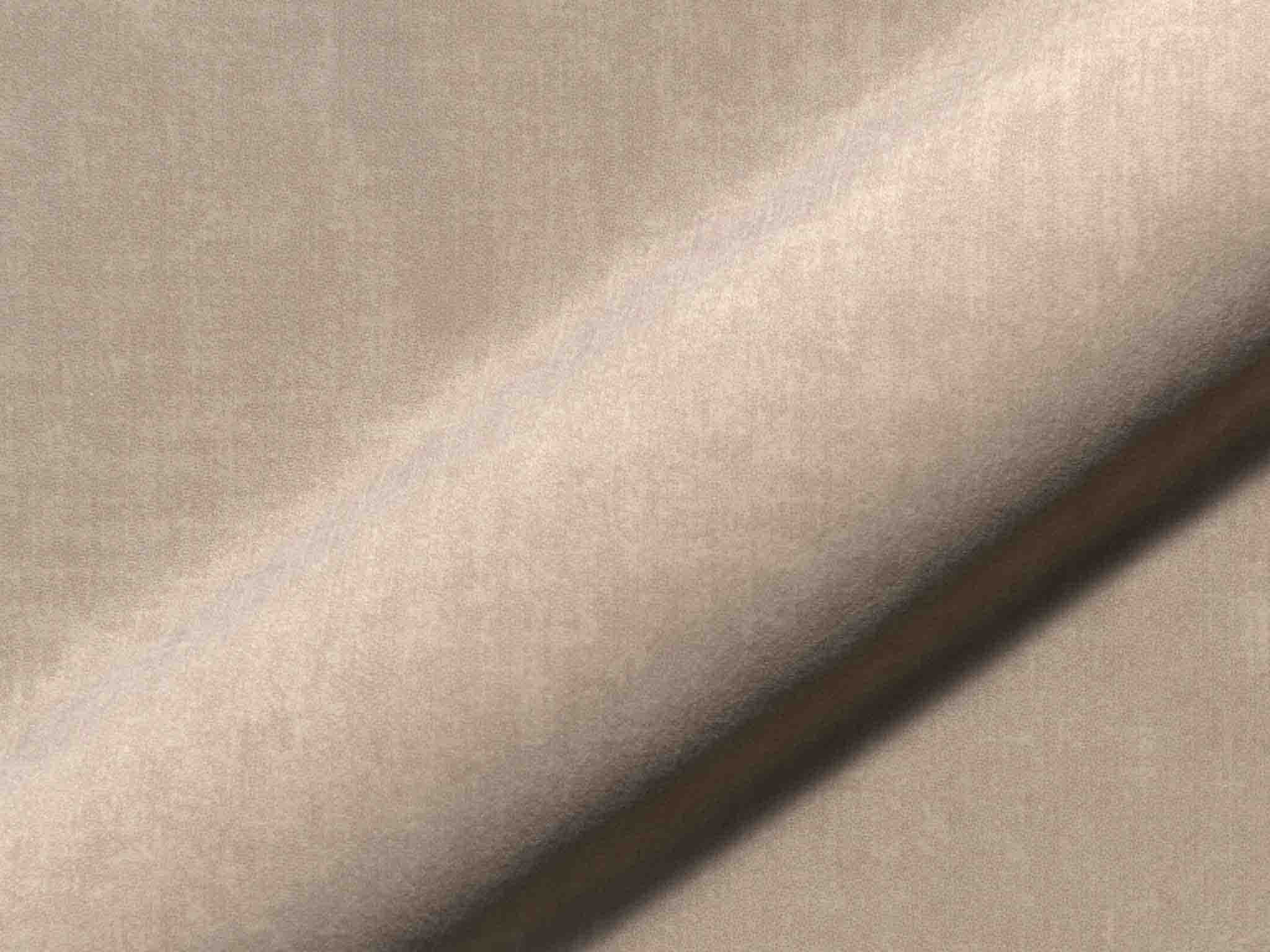 Detailaufnahme Polsterstoff Sari 401: sehr heller, einfarbiger Polsterstoff in Veloursoptik, weich fallend mit feiner Webstruktur und samtigem Flor