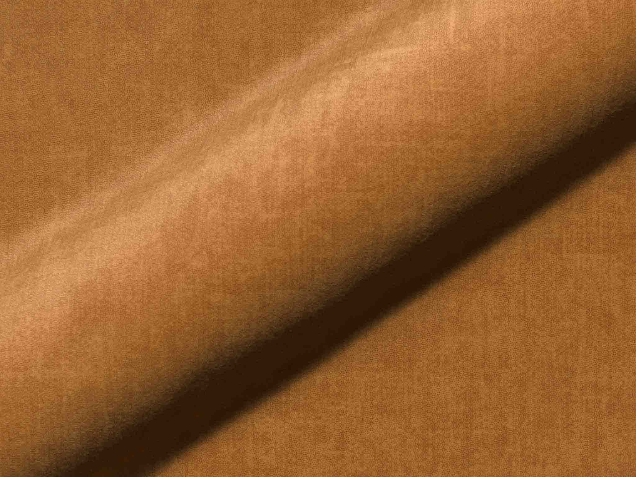 Detailaufnahme Polsterstoff Sari 407: einfarbiger Polsterstoff in Veloursoptik, weich fallend mit samtigem Flor, feiner Struktur und lebendigem Schimmer entlang der Falte
