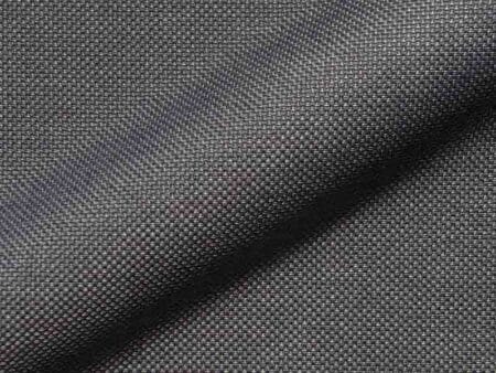 Polsterstoff Verano XL 688 wirkt wertig mit matter Optik, gut zu reinigen und pflegeleicht und gleichmäßig im Gefühl.